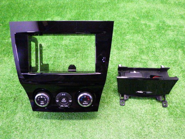 ☆RX-8 タイプE SE3P☆ピアノブラック ナビパネル セット 純正 中古 RX-8