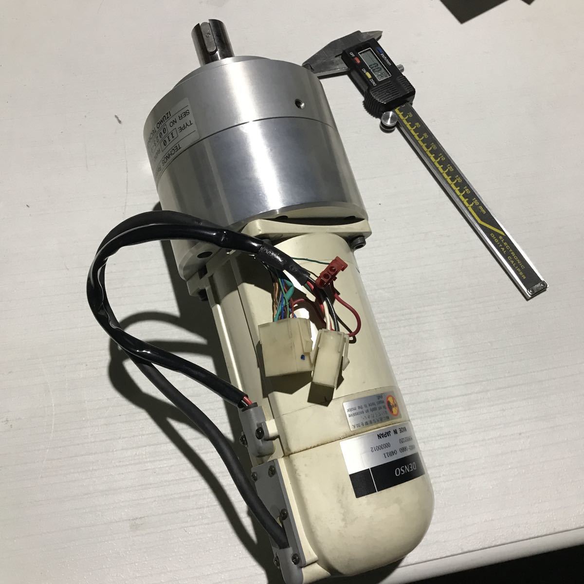 SALE，100%新品 DENSO サーボモータ MSM082Q2U IZUMO TECHNOS 減速機 おそらく750W 1/5取外し品 Panasonic 軸&phi;22キー6mm made in Japan(その他)｜売買されたオークション情報、yahooの商品情報をアーカイブ公開 - オークファン その他