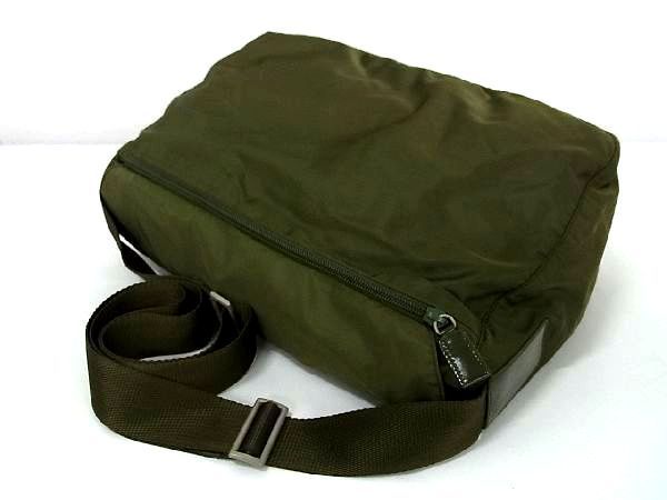 PRADAプラダショルダーメッセンジャーバッグカーキ