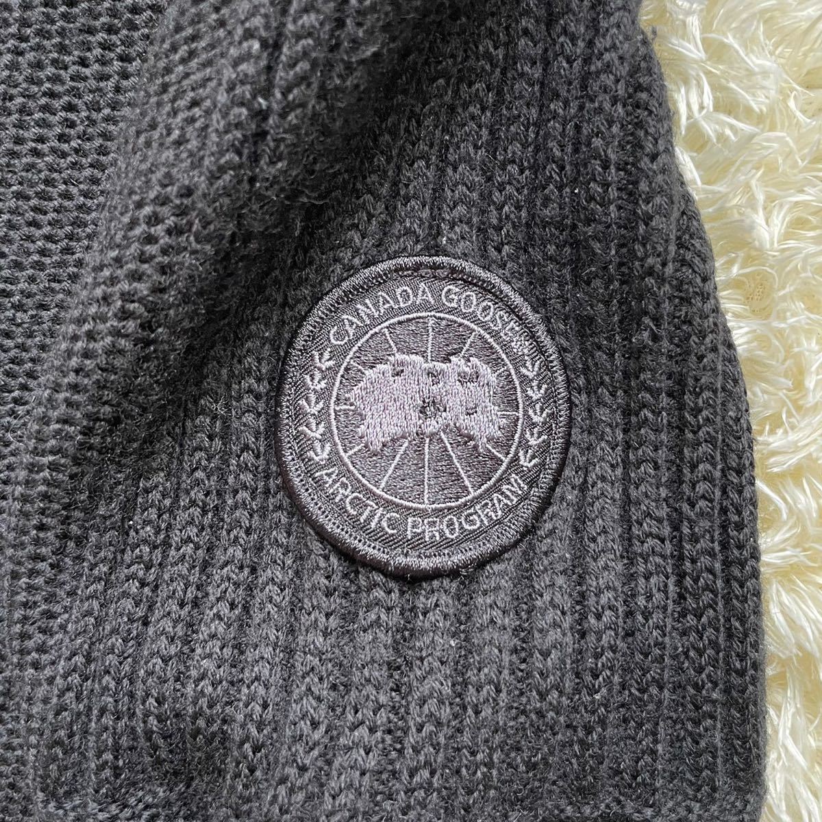 美品 CANADA GOOSE カナダグース ブラックレーベル セーター ニット 