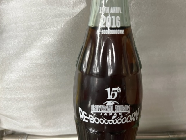 USJ限定☆15周年記念コカコーラボトルケース 未開封品！即決