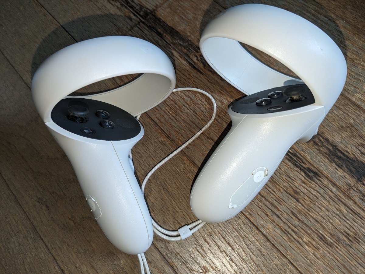 Meta Oculus Quest 2 完全ワイヤレスのオールインワンVRヘッドセット 