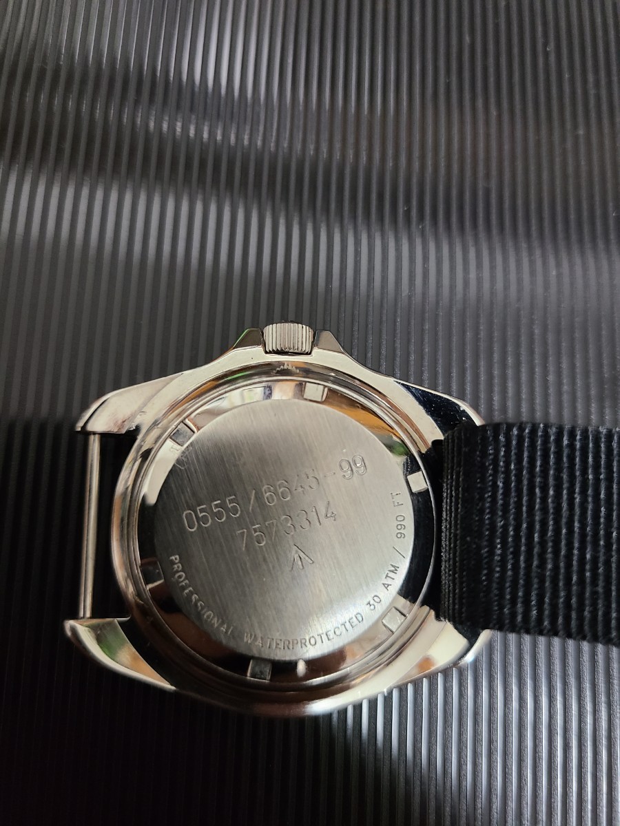 稀少 CWC ロイヤル ネイビー ダイバーズウォッチ カボットウォッチカンパニー 英国軍用時計