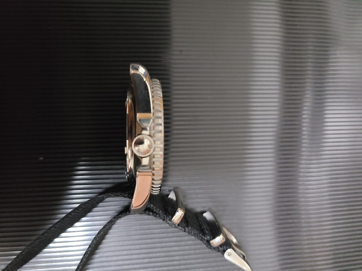 稀少 CWC ロイヤル ネイビー ダイバーズウォッチ カボットウォッチカンパニー 英国軍用時計