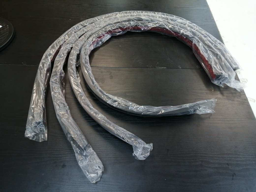 ラバー オーバーフェンダー アーチ モール 出幅20mm 1.5m x 4本 ウレタンゴム インプレッサ レヴォーグ STI BRZ WRX 他 / 146-8 NC*