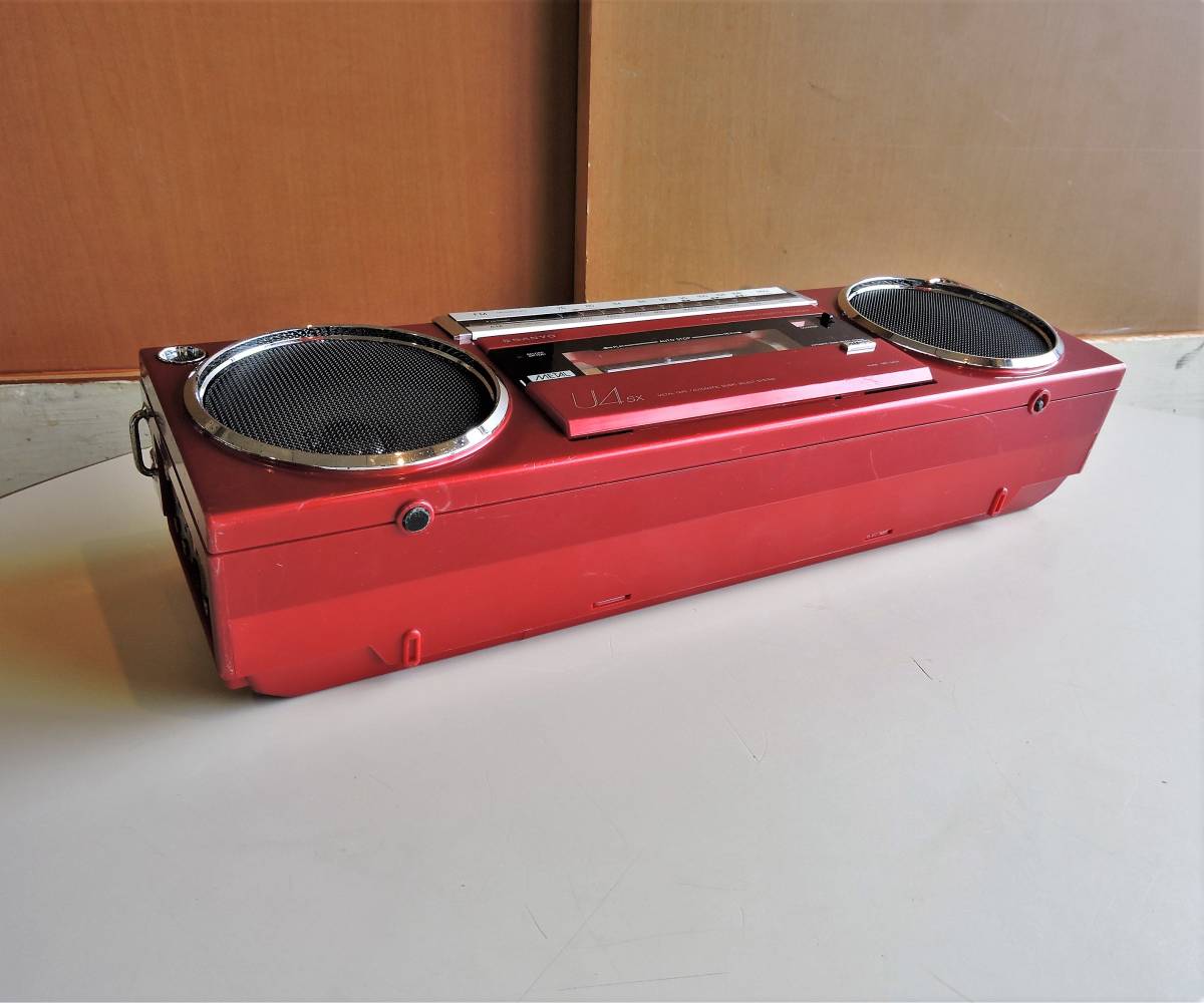 80s SANYO 小型ラジカセ U4 sx MR-U4SX レッド 整備済 動作正常 良音
