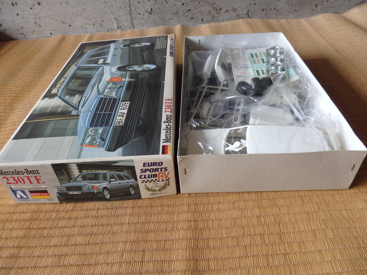 アオシマ 230TE 1⁄24 AOSHIMA 未組立 メルセデスベンツ メルセデス