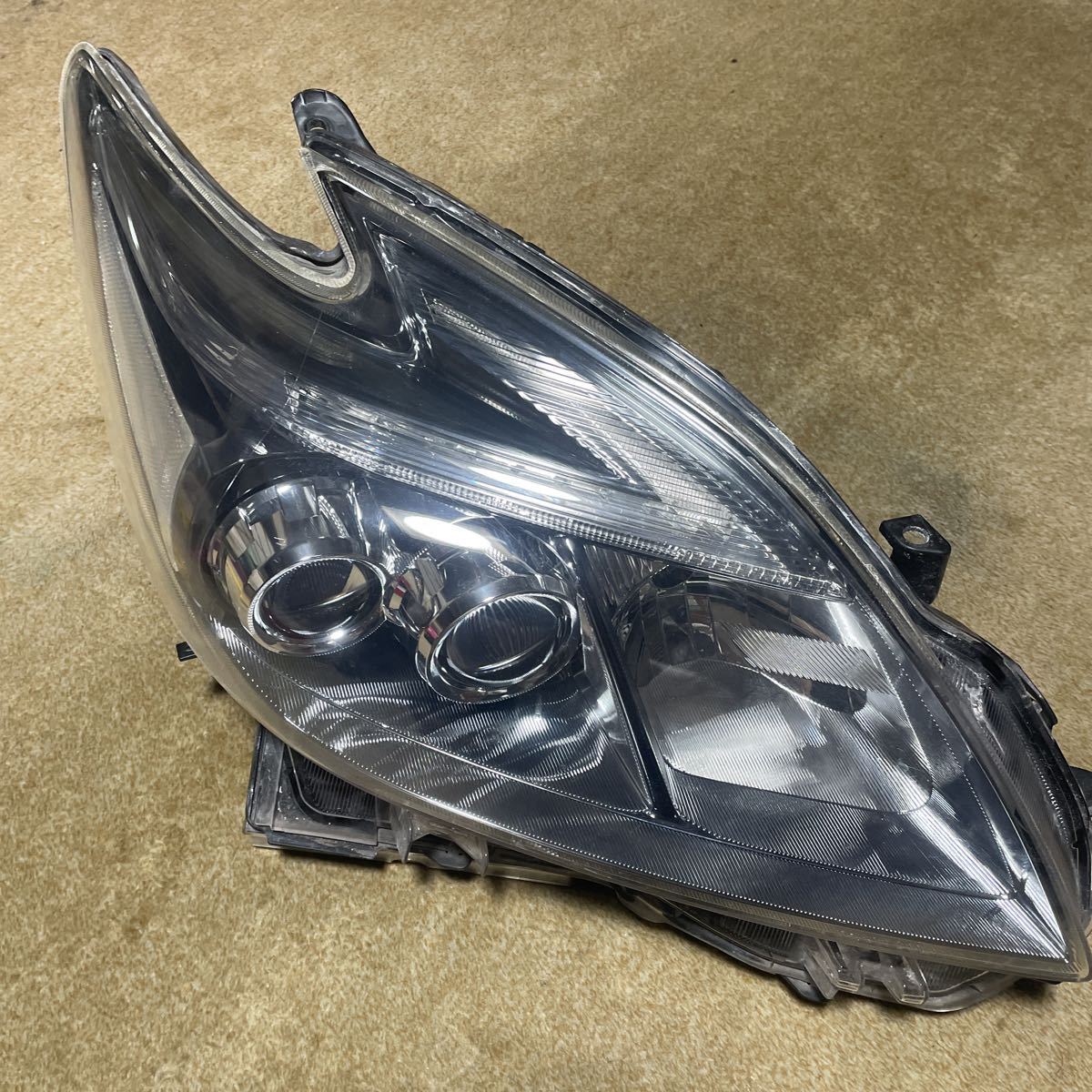 30プリウス後期 右LEDライト　ツーリング