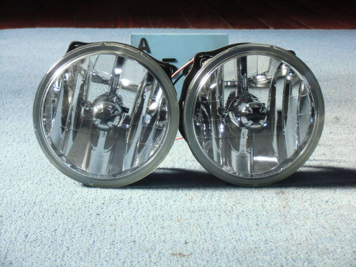 A0547:ミラ ジーノ&frasl;L700S③ミニライト用 左右フォグランプ 中古品