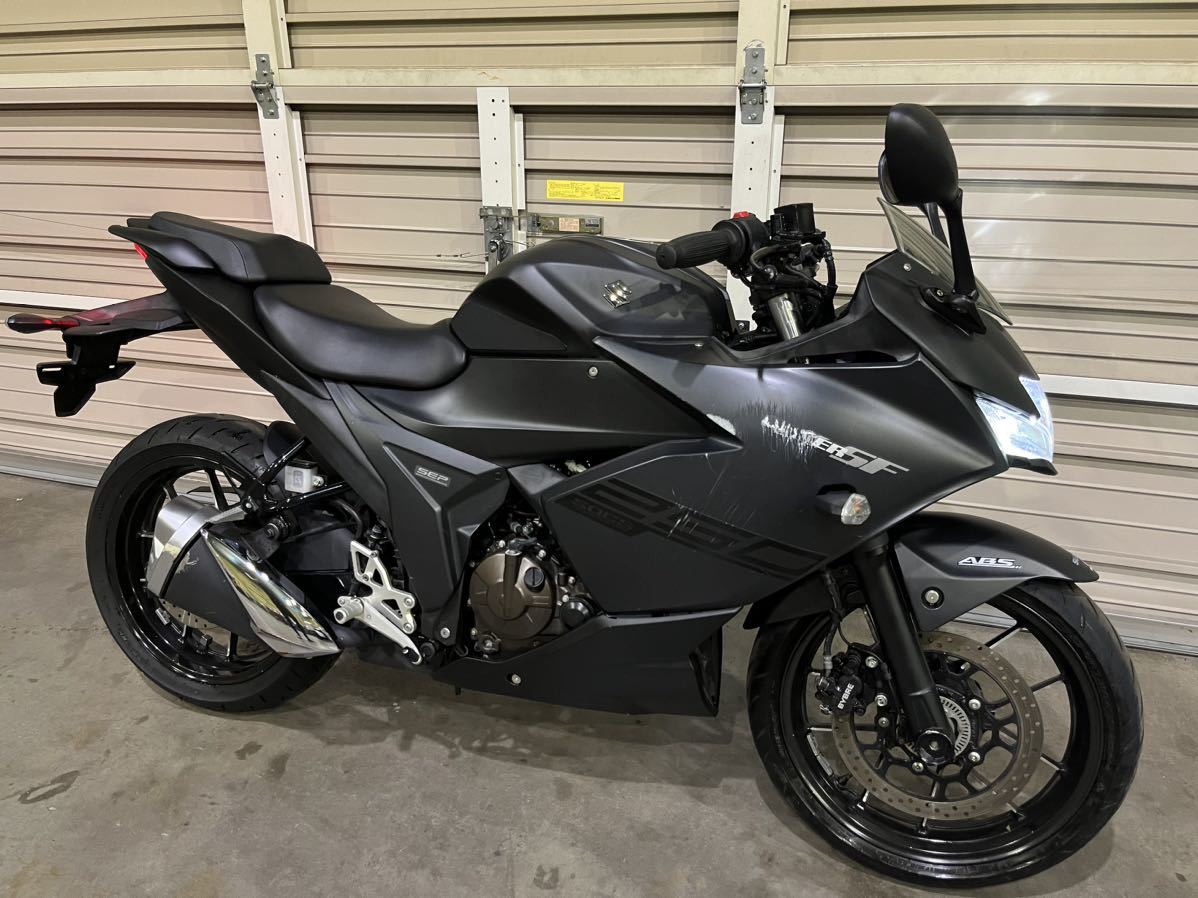 格安 GIXXER250SF ジクサー250SF セル始動 11039km 【公式通販】
