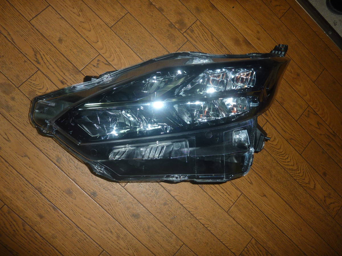 B44W/B45W/B47W デイズ ハイウェイスター 左 ヘッドライト LED KOITO