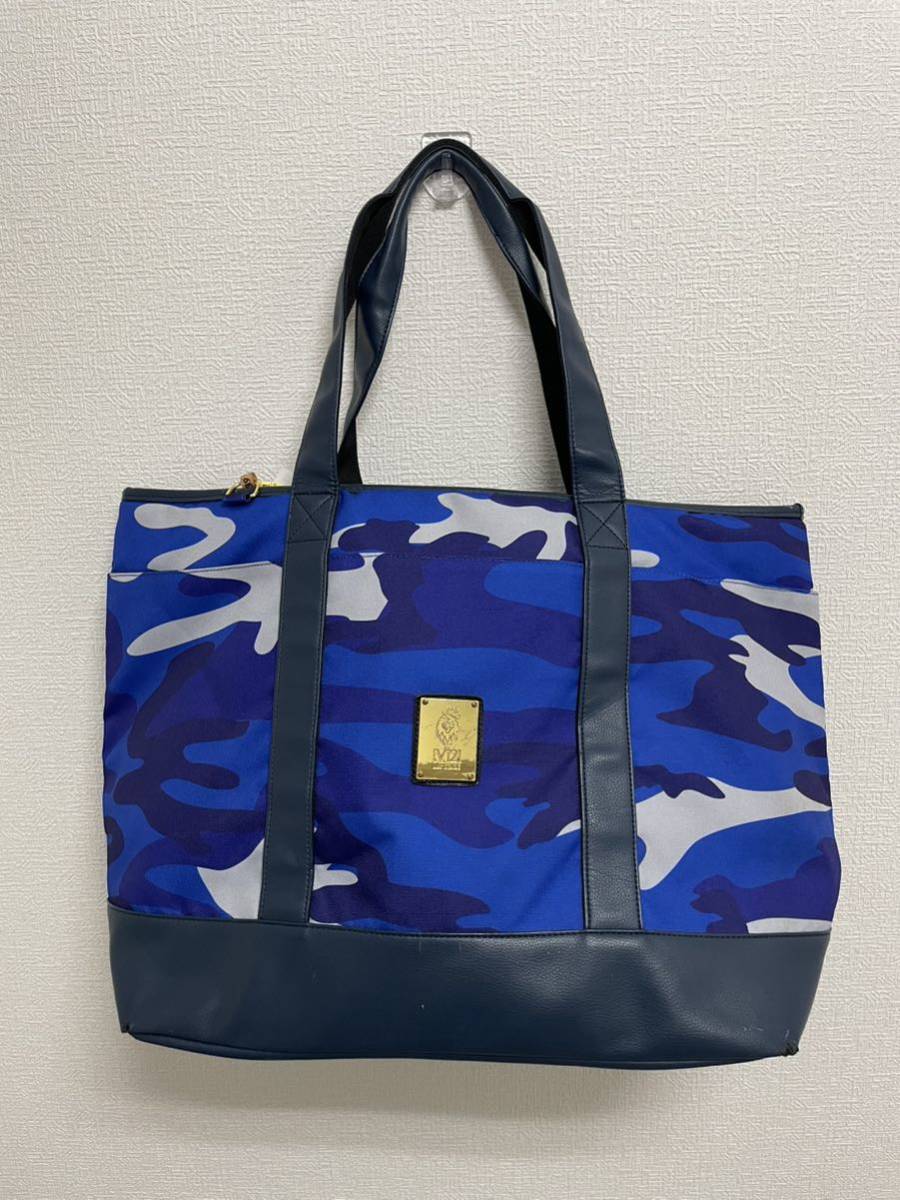 【１円～】中古品★V12★迷彩柄ゴルフ用ビッグトートバッグ★クリーニング済★Vトゥエルブ★カートバッグ★カモフラ