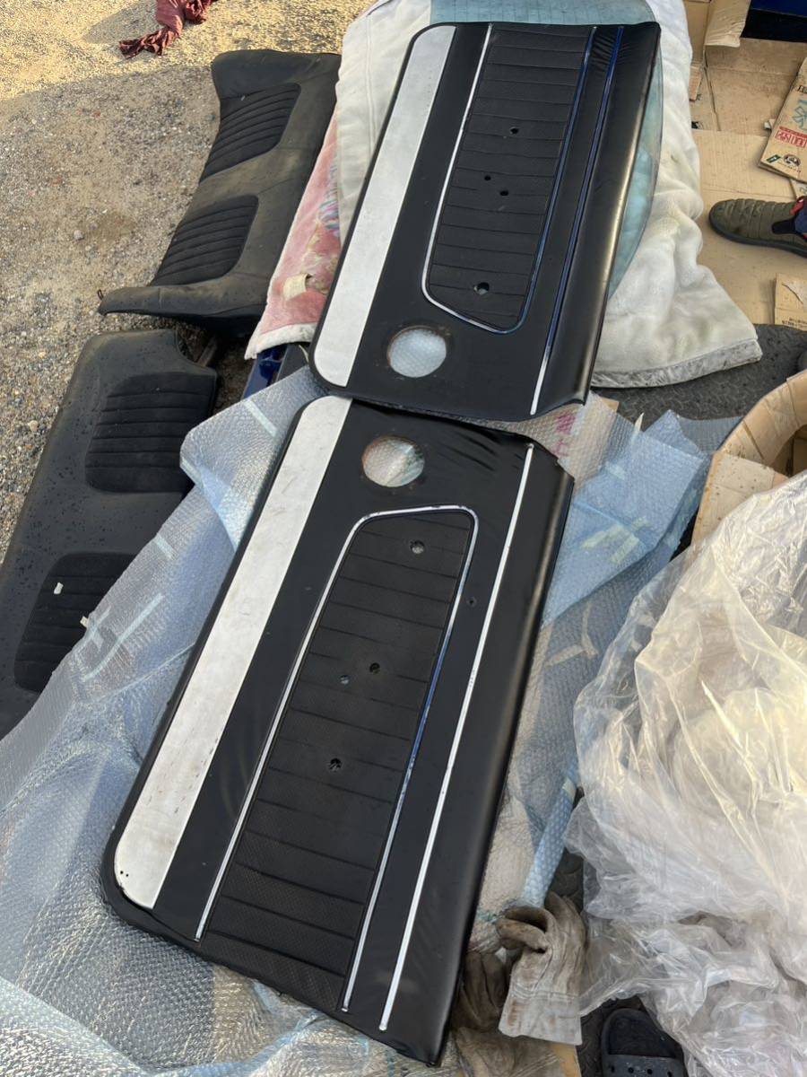 ハコスカ　ドア　内張　内装