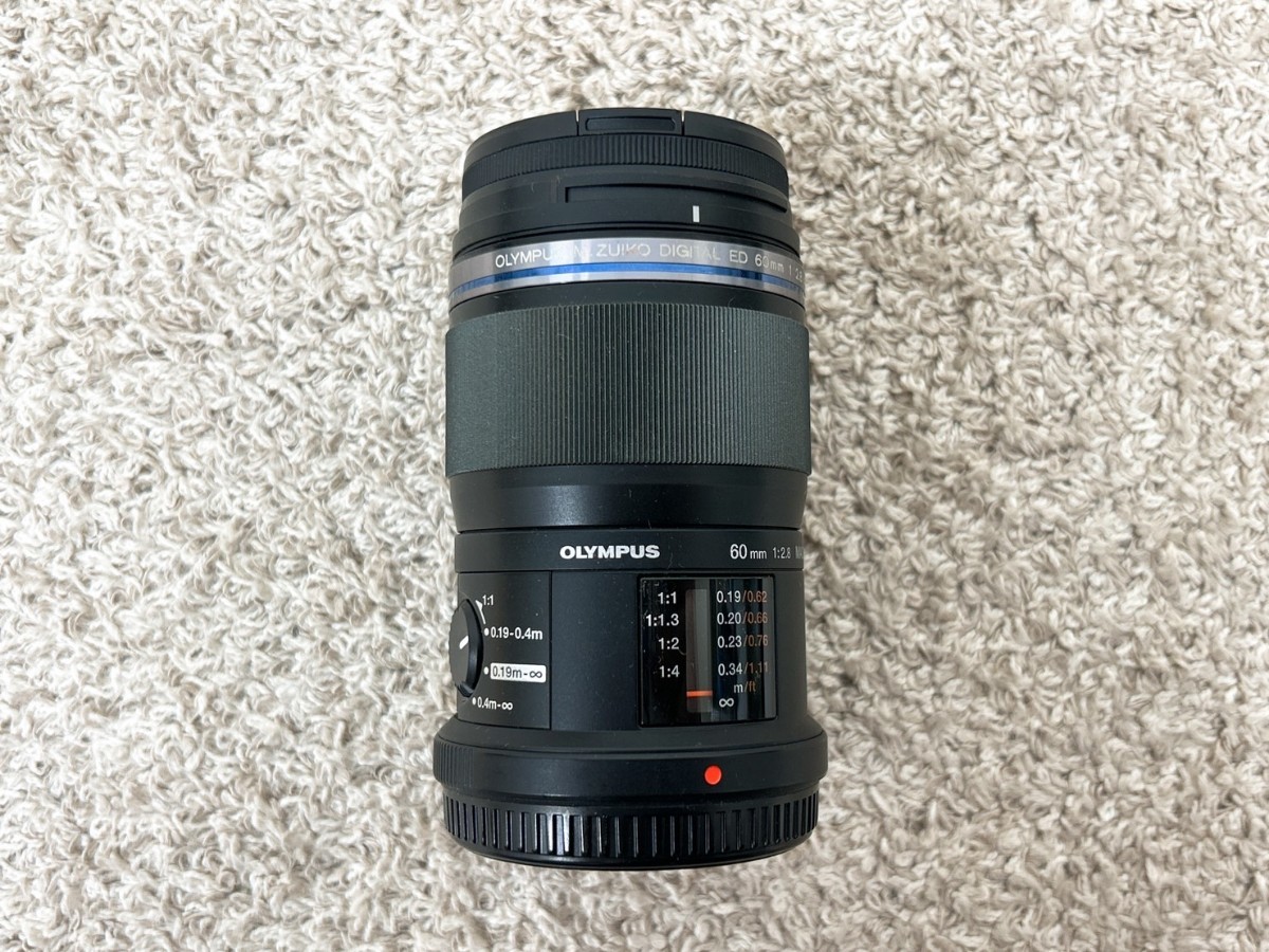 E637　一眼カメラ　レンズ　OLYMPUS M.ZUIKO DIGITAL ED 60mm 1:2.8　オリンパス　動作未確認　ジャンク