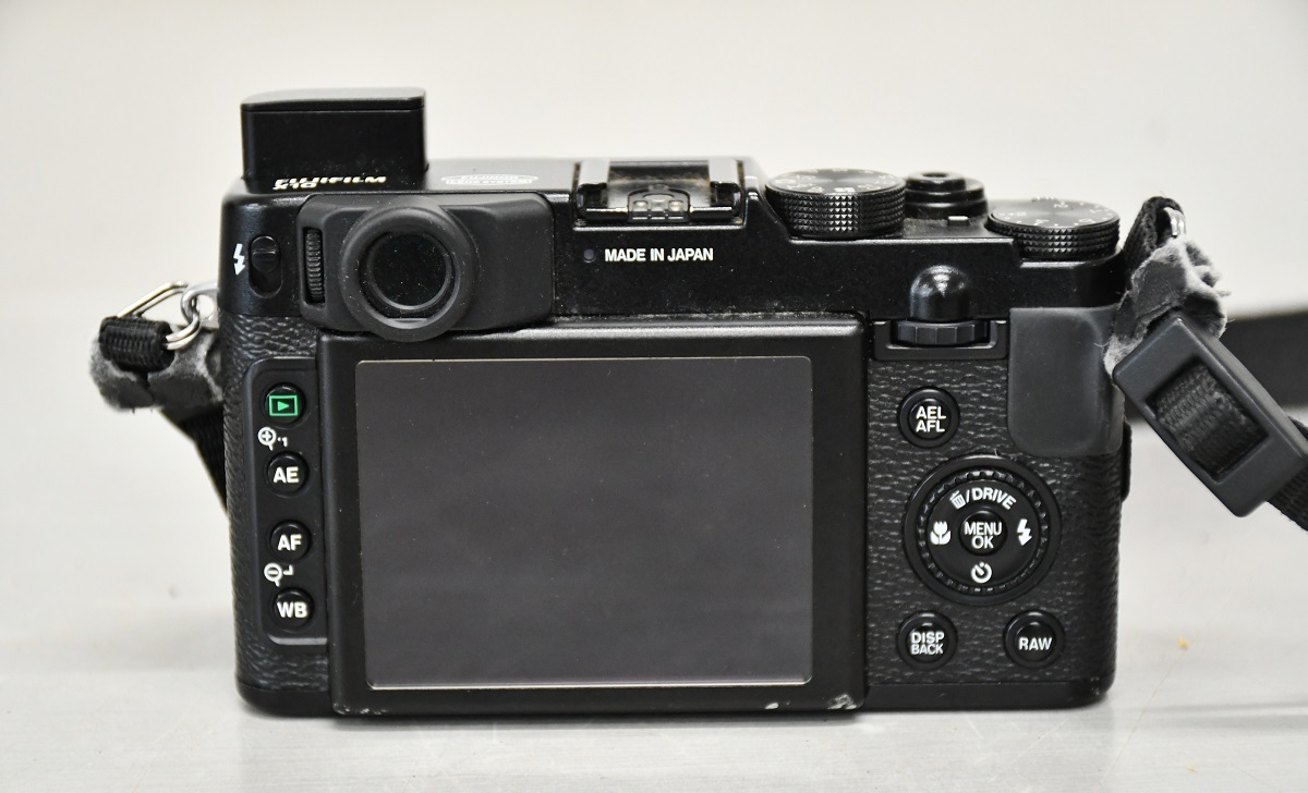 FUJIFILM X10ジャンク品 FUJIFILM X10ジャンク品