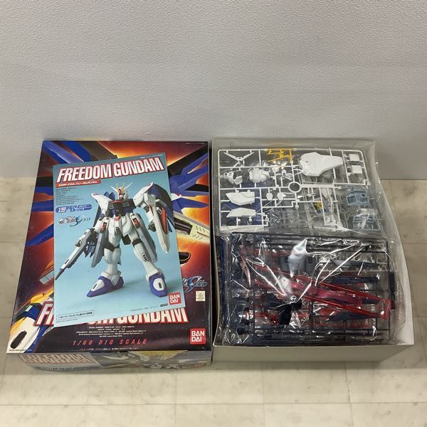 1円〜 バンダイ ビッグスケール リアルディテール 1/60 機動戦士 