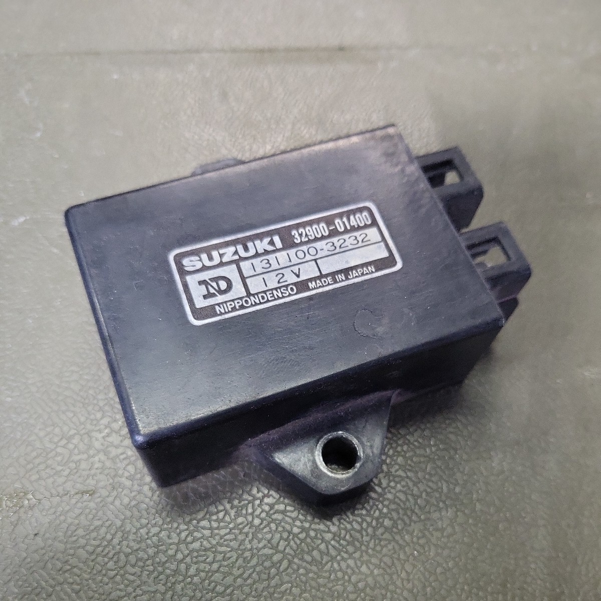 スズキ ジェンマ125 純正 当時物 イグナイター CDI 32900-01400 131100 