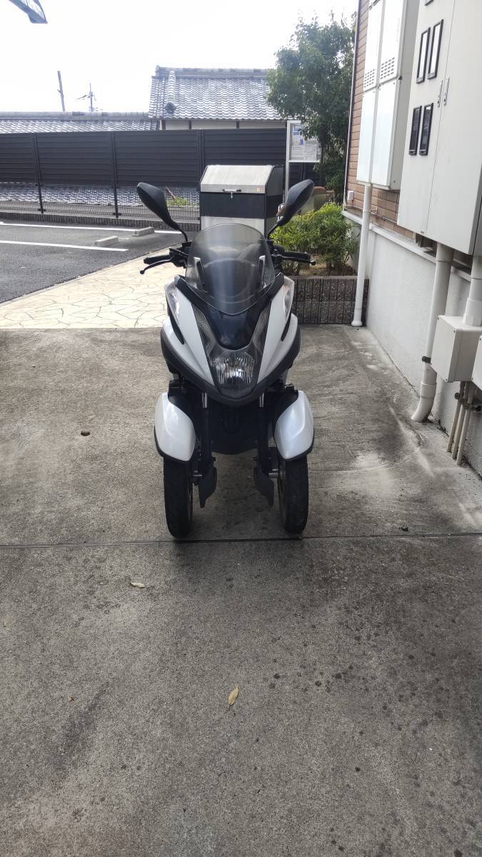 トリシティ125 側車付軽二輪