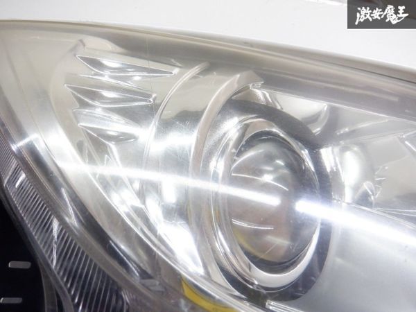 日産純正 E52 エルグランド 前期 ヘッドライト ヘッドランプ 右 右側