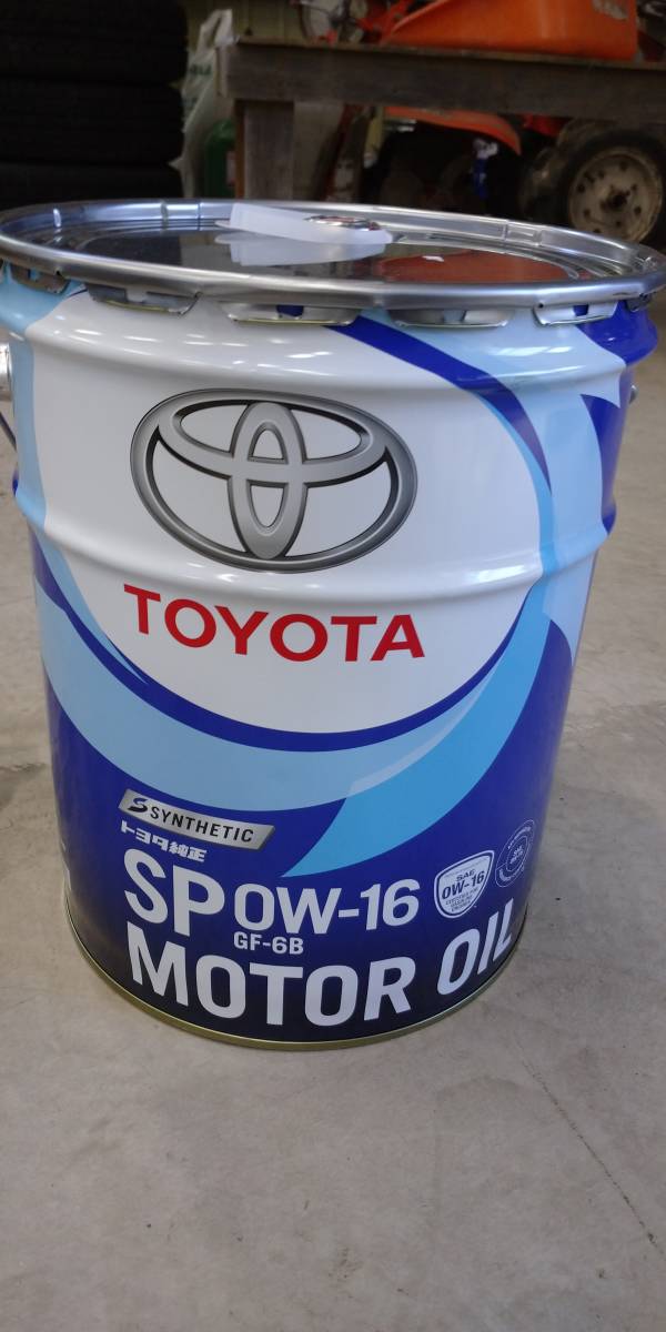 新品未使用 トヨタ純正エンジンオイル MOTOR OIL SP0W-16 SYNTHETIC20L 