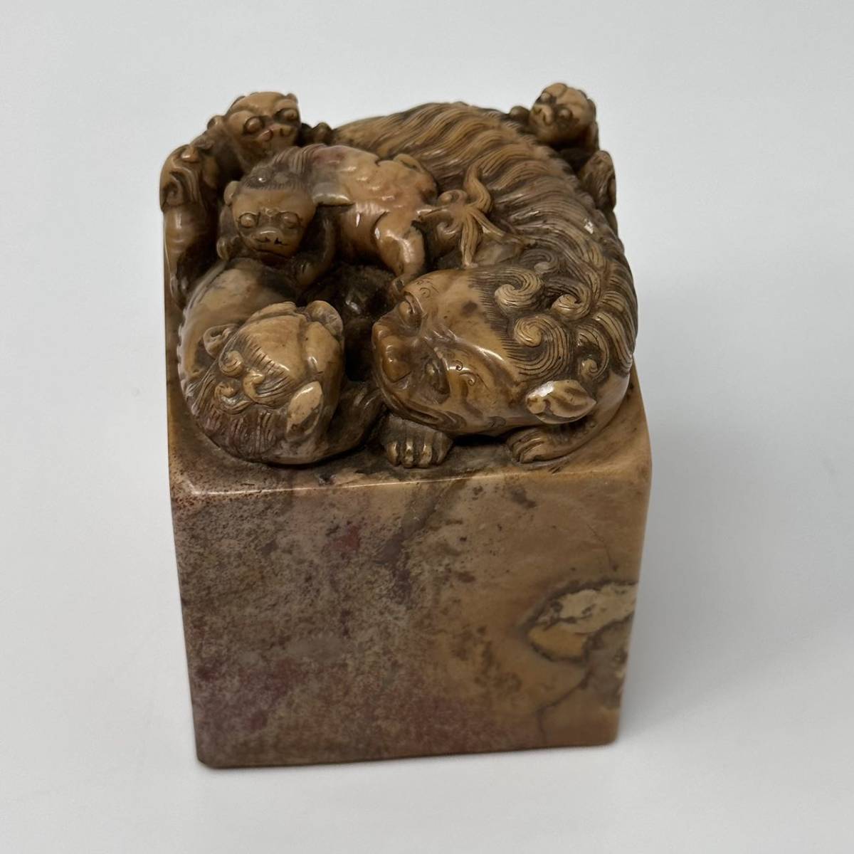 時代物 旧家整理品 古印材 寿山石 獅子摘印 在印 古物保証 細密彫刻 重