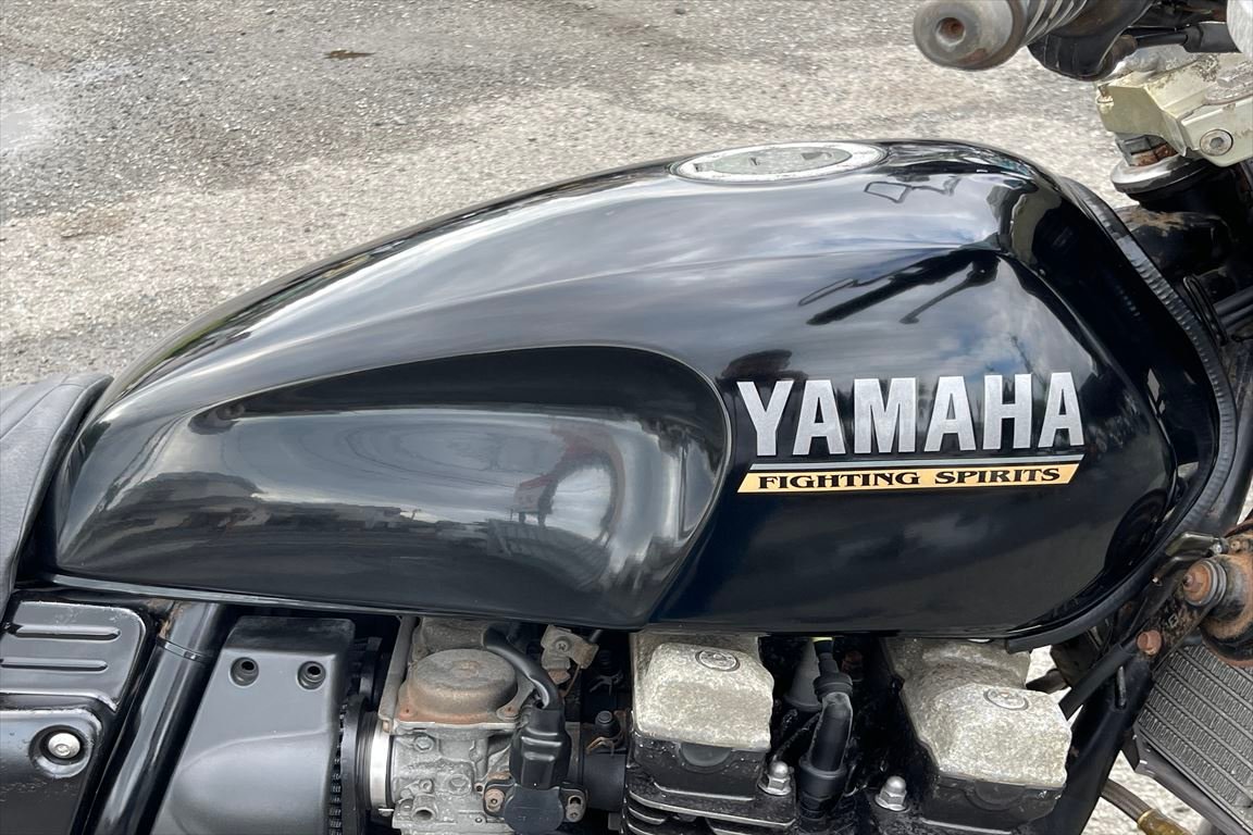 XJR400r タンク かさばり