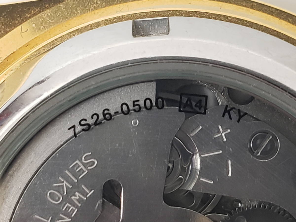 セイコー5 SEIKO 自動巻き 裏スケルトン 金 7S26-0500 可動品 美品 