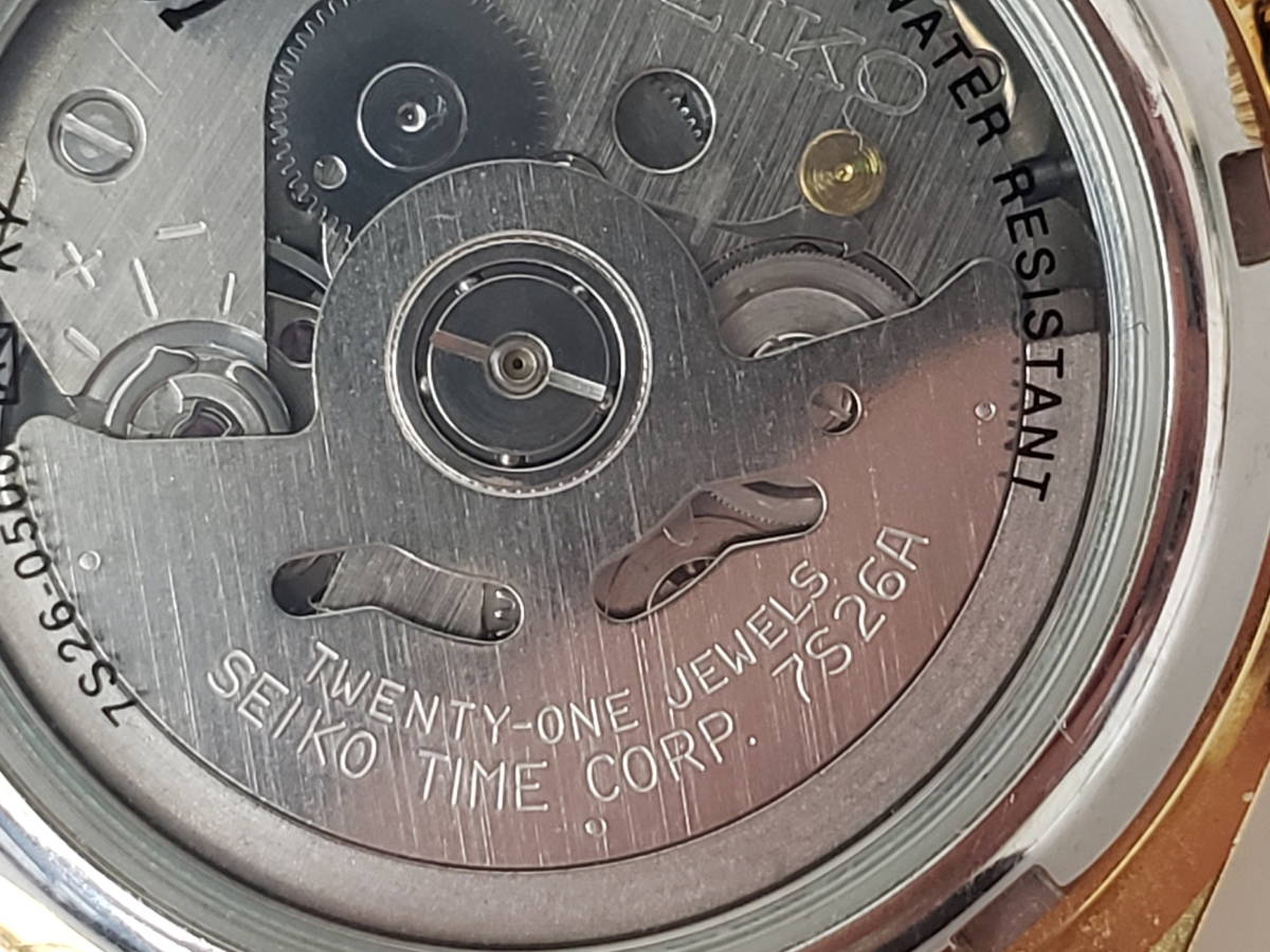 SEIKO/セイコー5 7S26-0500 自動巻 裏スケルトン オール金色 稼働品品 