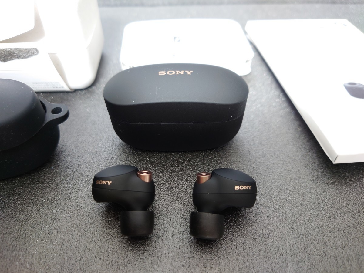 定形外送料無料 SONY WF-1000XM4 シリコンケース&純正イヤーピース未