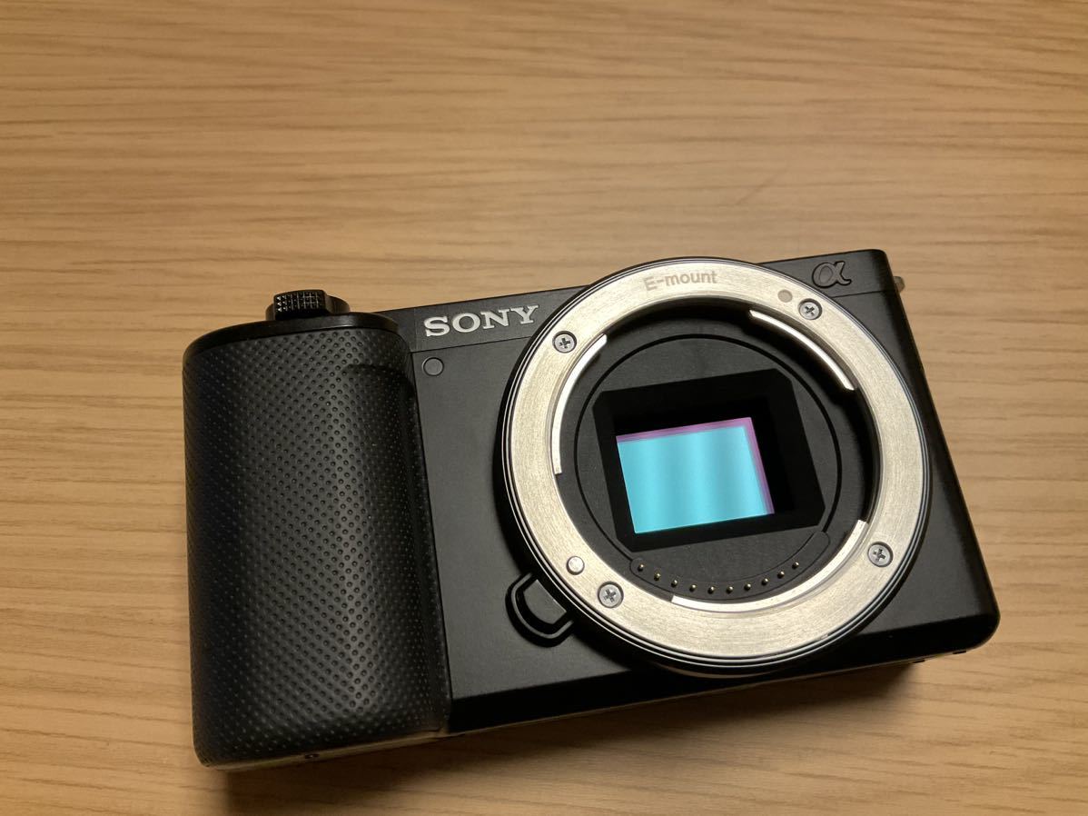 SONY VLOGCAM ZV-E10 zoomレンズキットシューティンググリップGP-VPT2BT付き　中古_6