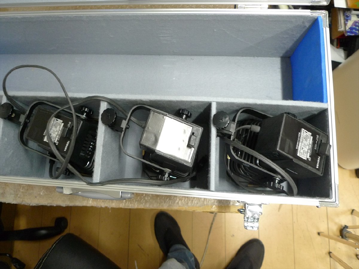 AL-KLM-2 ミニライティングキット 東芝 500ｗ 3灯 ハードケース TOSHIBA - Yahoo!オークション 東芝ライテック 公式通販 KLM KLMオランダ航空のデルフトブルーのミニチュアハウス No.4 公式 L-188C