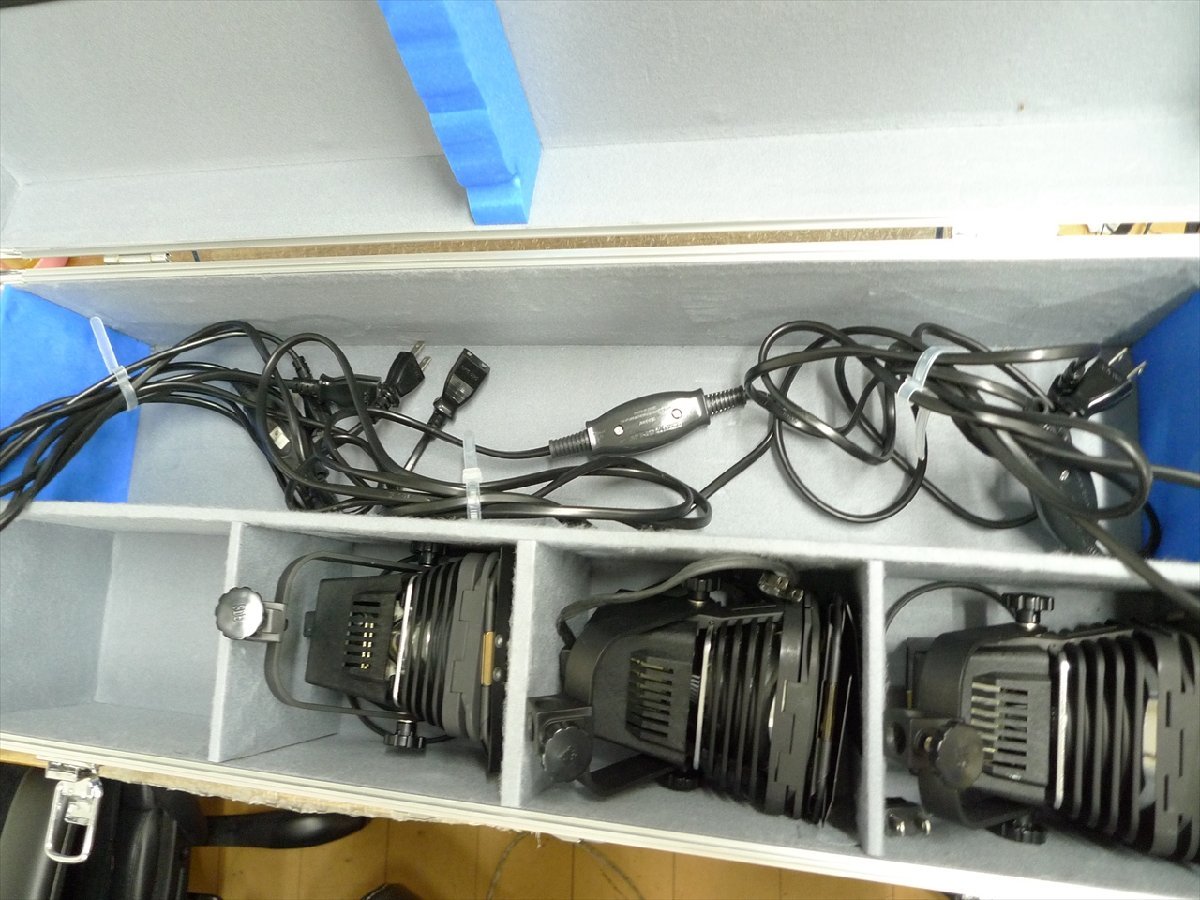 AL-KLM-2 ミニライティングキット 東芝 500ｗ 3灯 ハードケース TOSHIBA - Yahoo!オークション 東芝ライテック 公式通販 KLM KLMオランダ航空のデルフトブルーのミニチュアハウス No.4 公式 L-188C