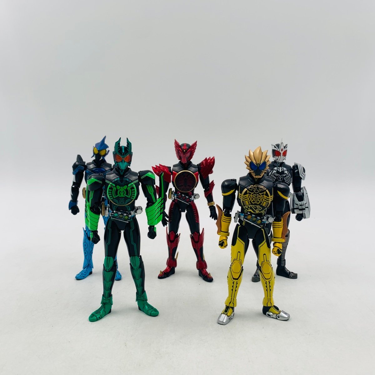 mL662a [まとめ] 仮面ライダー 怪人シリーズ ジャガーロード 黄 黒 白