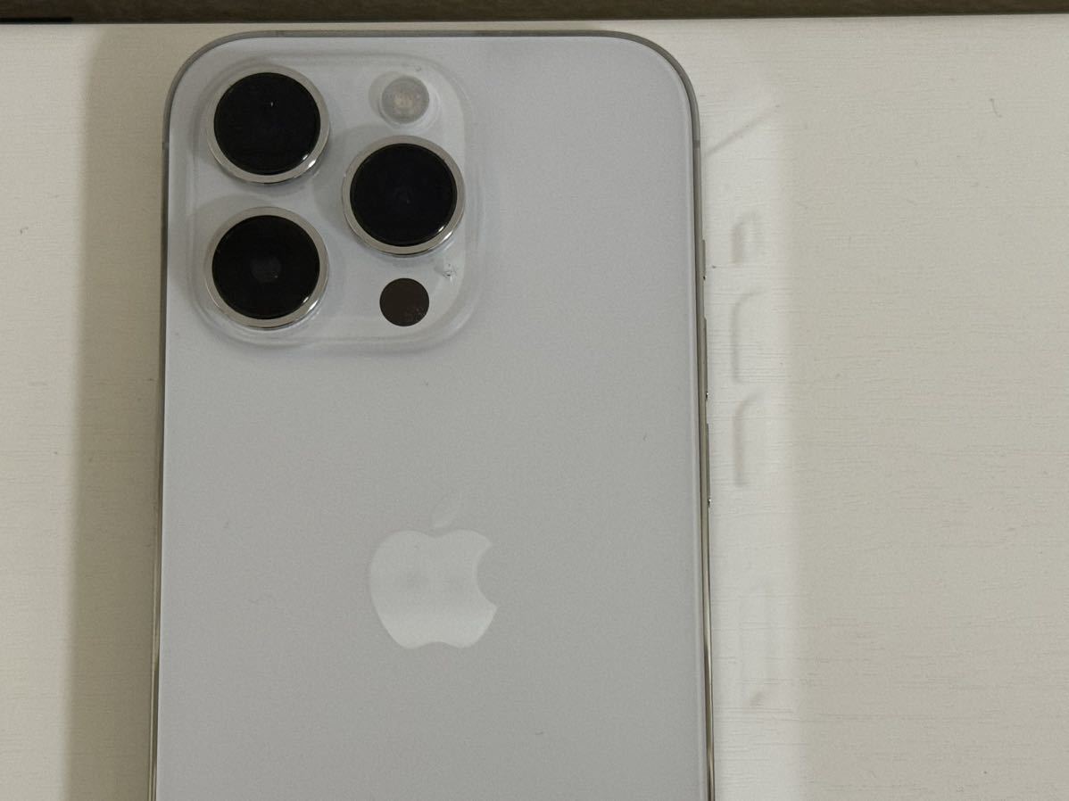 中古美品 Apple iPhone14 Pro 白 256GB MQ0Y3J/A Apple版 SIMフリー 銀 