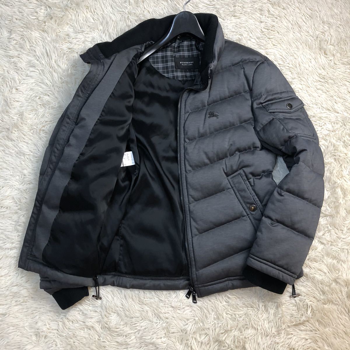  極 L バーバリーブラックレーベル ダウンジャケット BURBERRYBLACKLABEL コート キルティング ホース刺繍 ワンポイント(ジャケット、上着)｜売買されたオークション情報、yahooの商品情報をアーカ 男性用