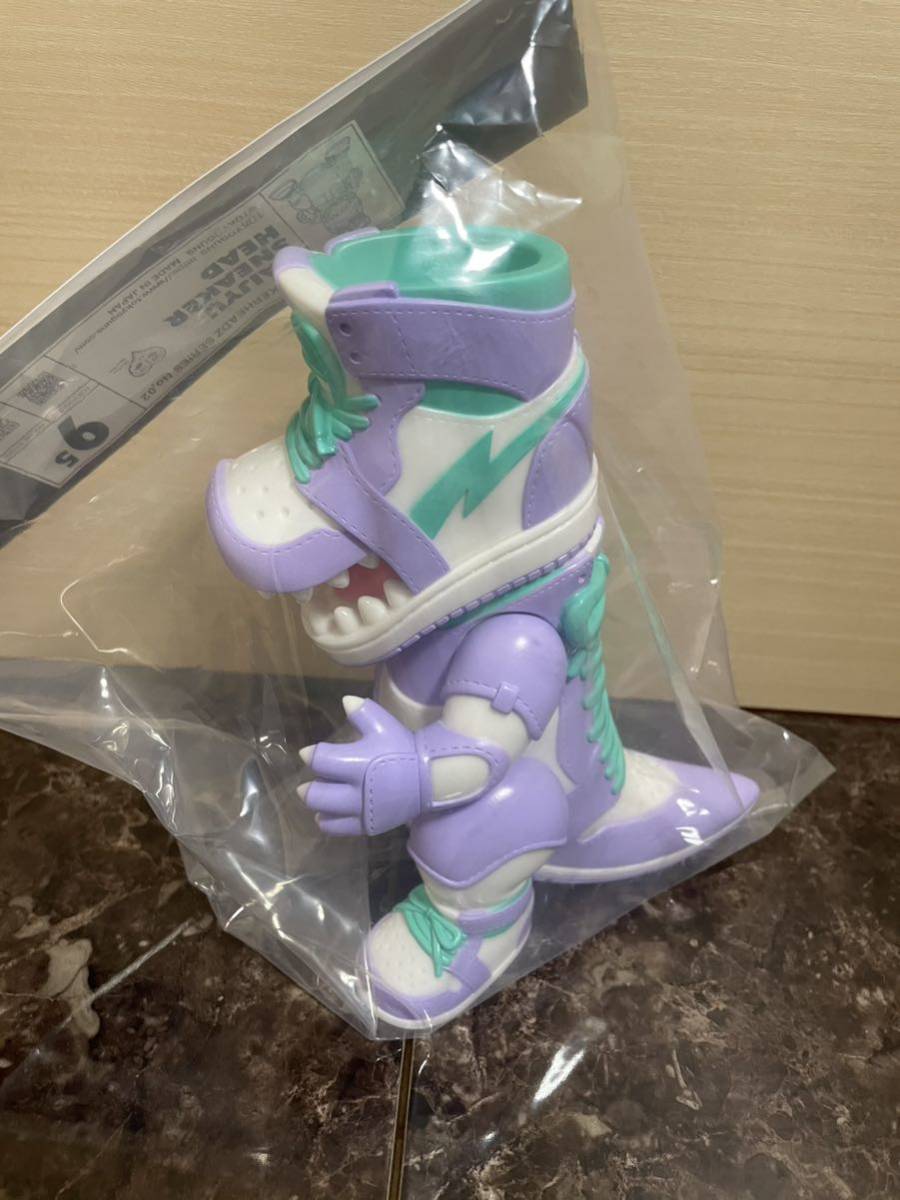 ソフビシリーズ 怪獣スニーカーヘッド パステルカラー ソフビ