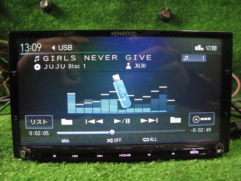 ケンウッド メモリーナビ MDV-Z702W 地図2014年式 Bluetooth フルセグ