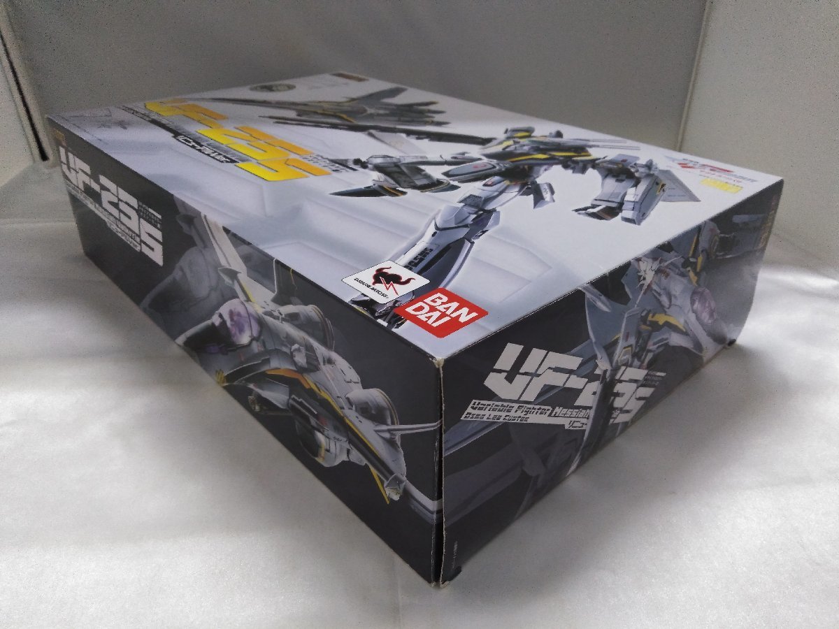 VF-25S DX超合金 アーマードメサイアバルキリー オズマ フィギュア #0117微編集済 （ジャンク扱い）DX超合金 VF-25S メサイアバルキリー(オズマ・リー機) リニューアルVer. 「マクロスF」 フィギュア　バンダイ