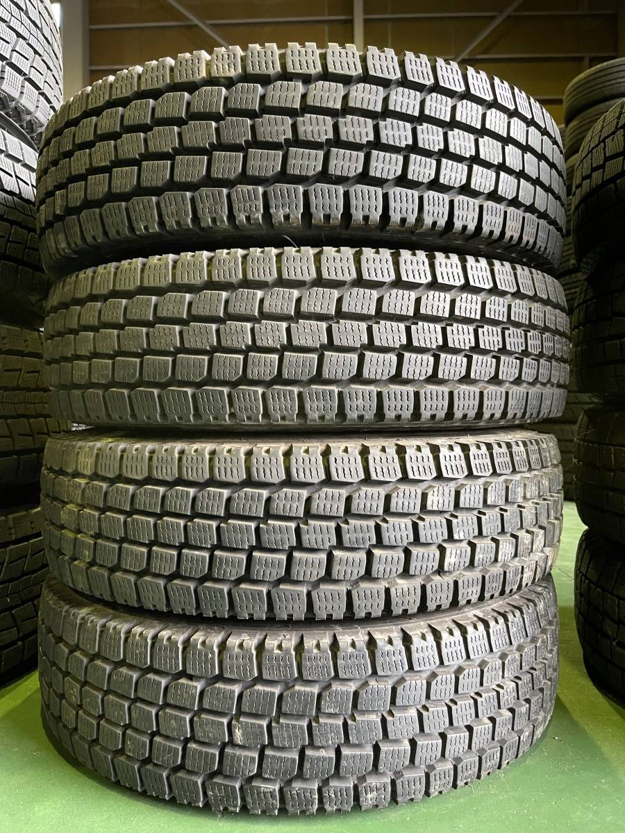 【低価，新作登場】 9分山 155R13 8PR 鉄ホイール 激安 4本セット価格 1555(スタッドレスタイヤ)｜売買されたオークション情報、yahooの商品情報をアーカイブ公開 - オークファン 4穴