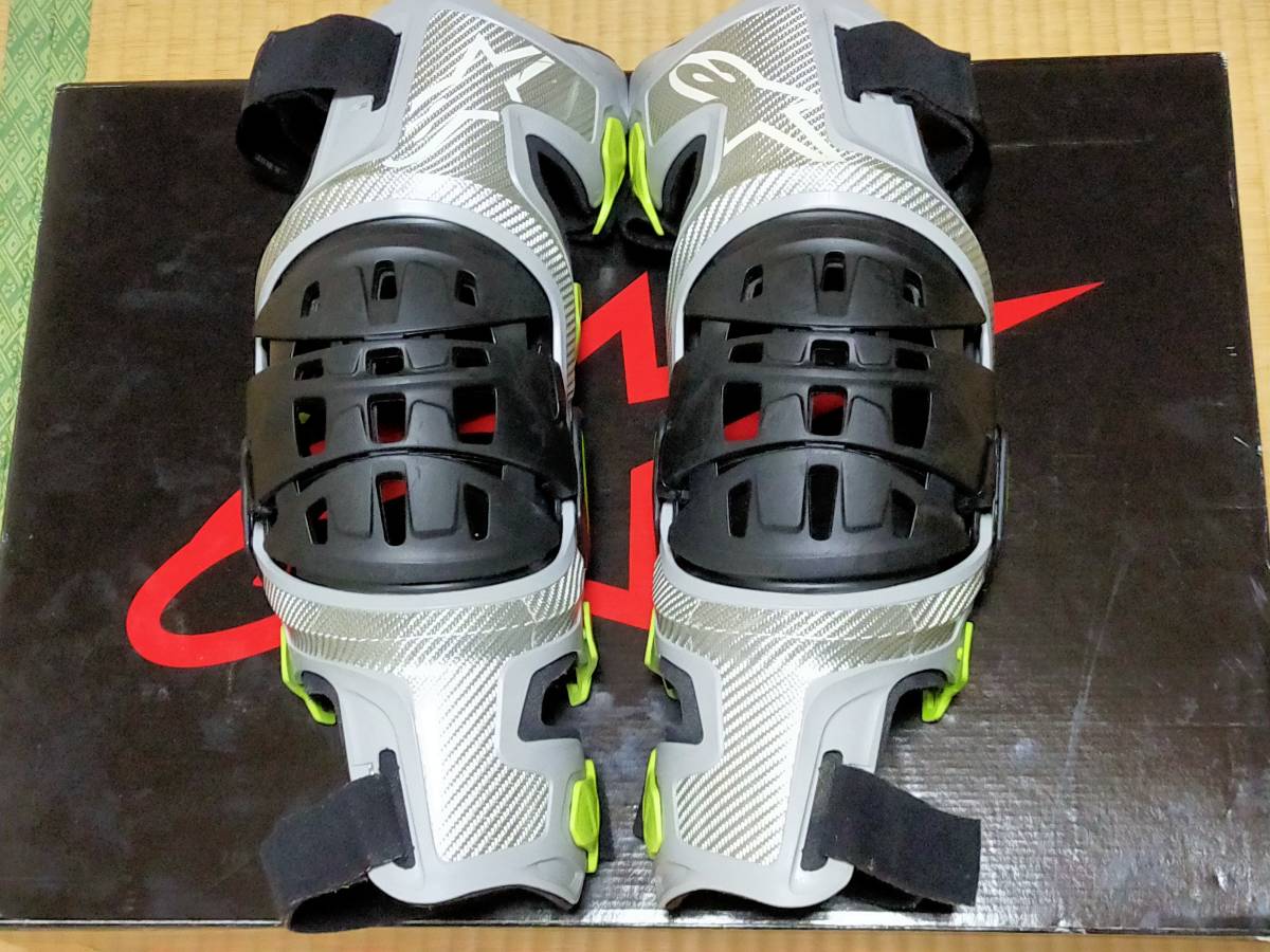 アルパインスターズ | ニーブレース Webike alpinestars alpinestars 