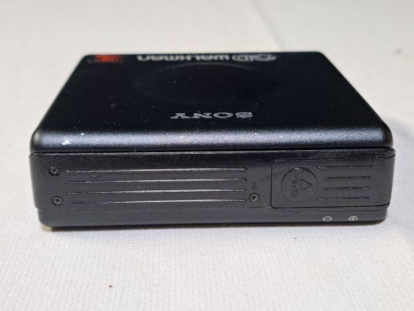 W : SONY CDウォークマン Discman D-82 動作未確認 SONY 【公式通販】