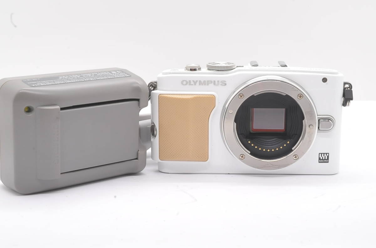Olympus オリンパス E-PL5 White Body ボディ ミラーレス カメラ
