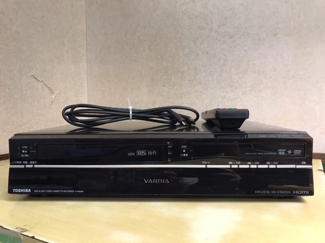 東芝 HDD搭載 地デジ対応 VHS一体型DVDレコーダー D-W250K 東芝 HDD