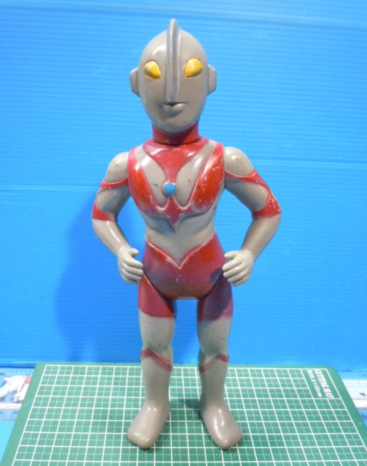 □当時物【マルサン ウルトラマン】全長23cm・重量72g□円谷プロ