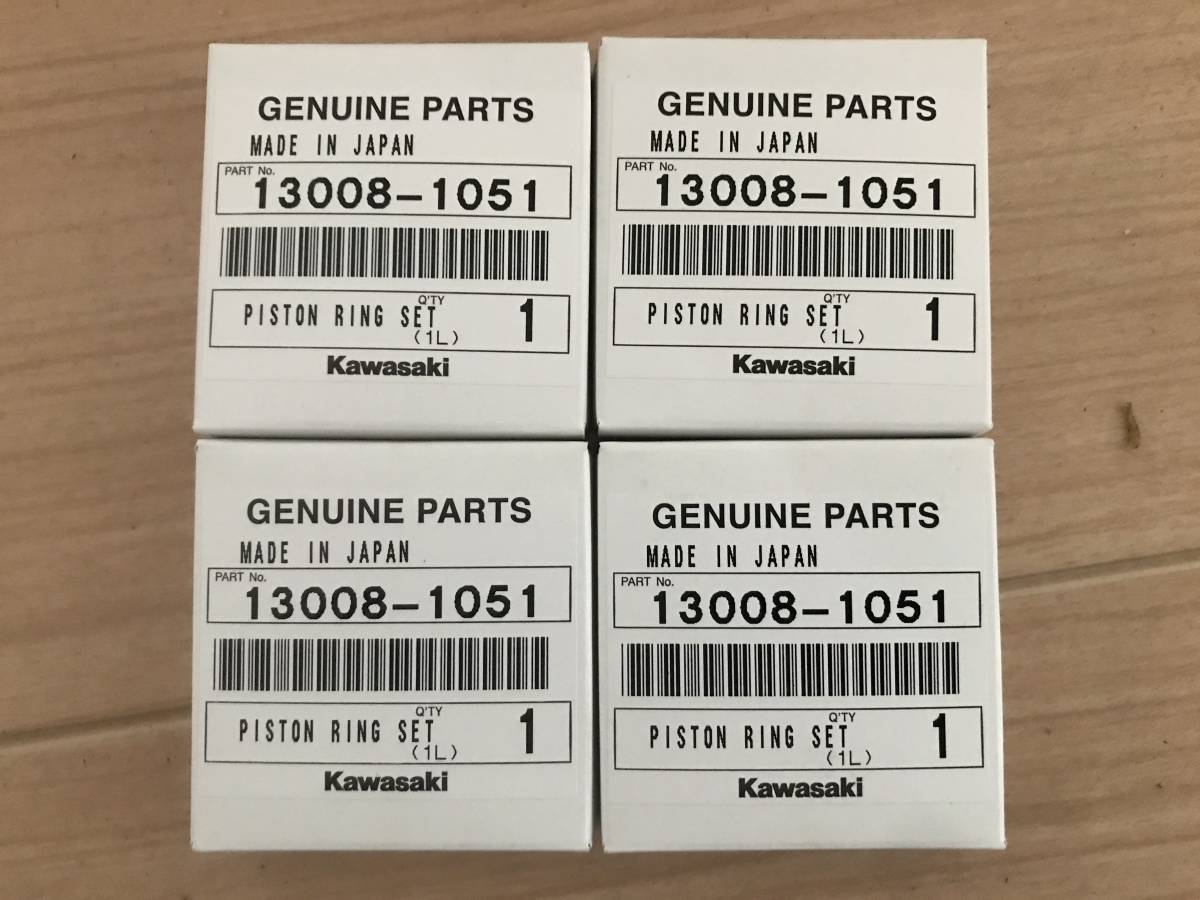 雑貨 カワサキ ニンジャ ^^新品未使用 ゼファー400 純正ピストンリング STD
