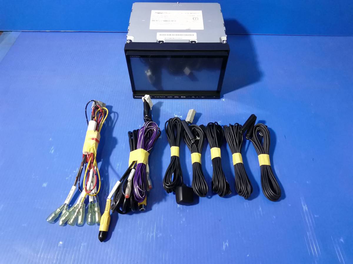 パナソニック ストラーダ CN-R330D 地図データ2014年 フルセグ/CD/DVD