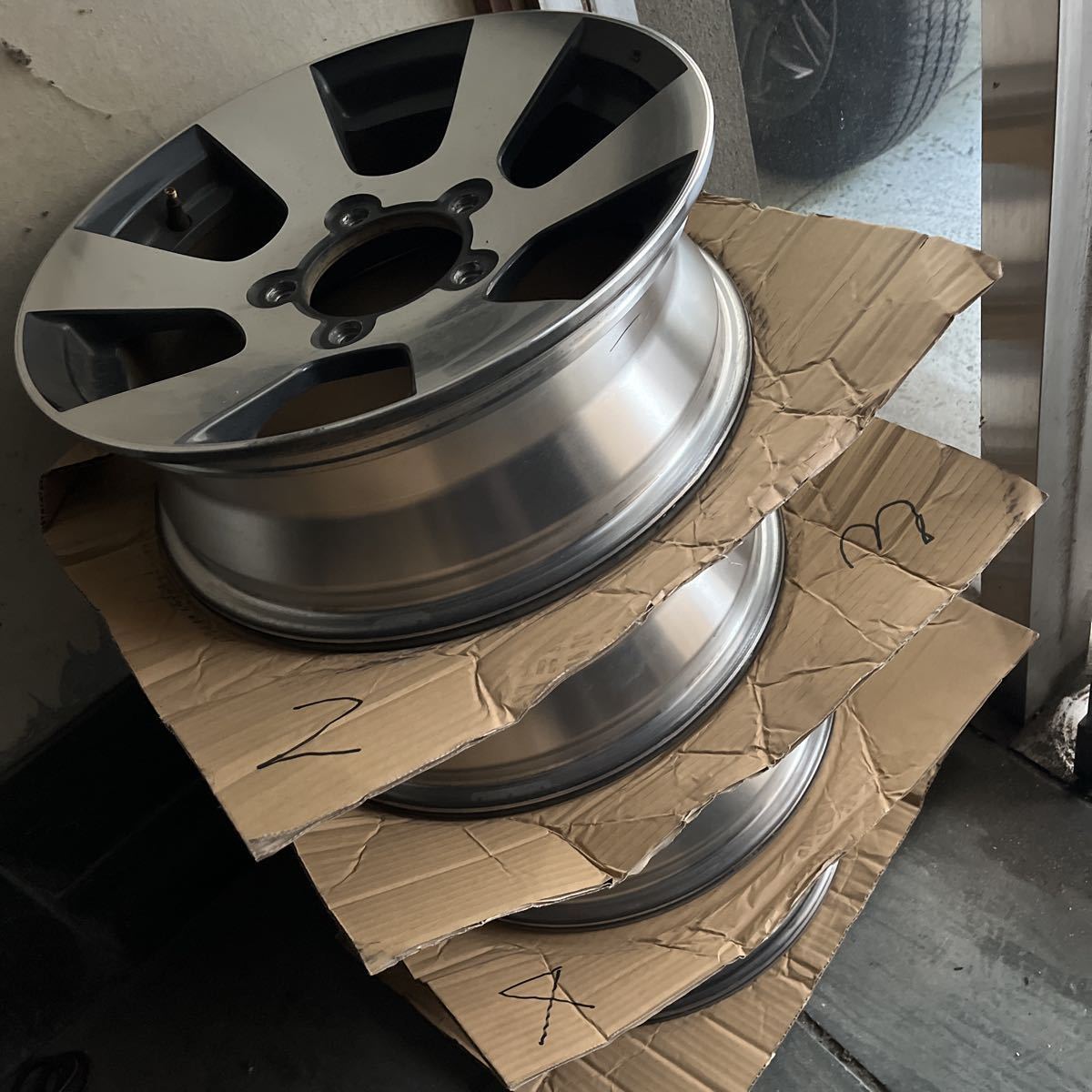 送料無料スズキジムニー 純正JB23 4本set