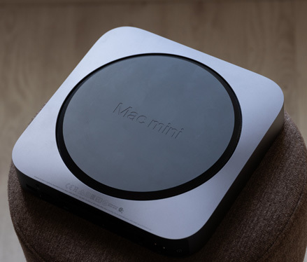 Mac mini(2018). intel core i7 16GB. SSD 256GB. Mojabe ユーズド Mac