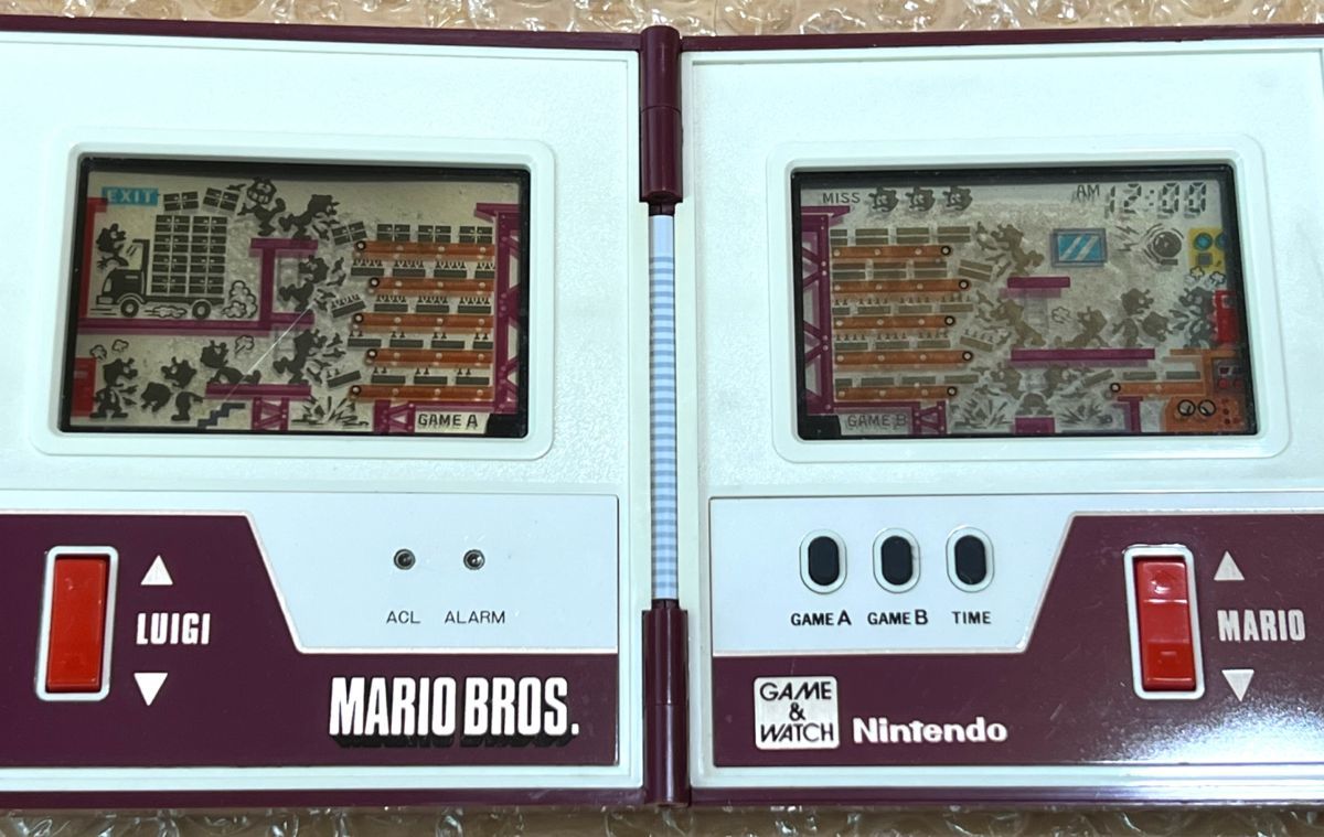 HISTORY｜ゲーム&ウオッチ スーパーマリオブラザーズ｜任天堂 任天堂