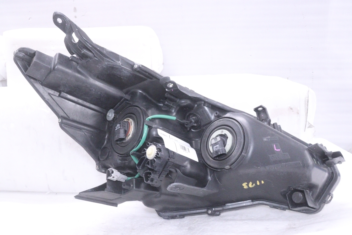最終値下げ プリウスアルファ 左ヘッドライト ハロゲン ZVW40/41 前期 30-1274☆前期 ハロゲン ZVW40W プリウスα☆左ヘッドライト KOITO 47-41 打